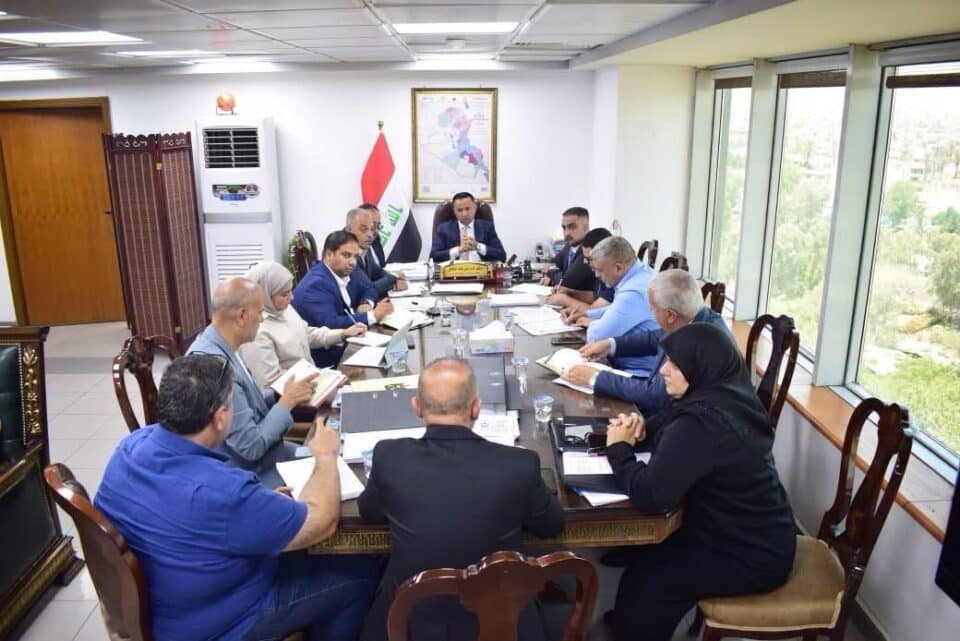 صورة من مقال: وزارة النقل تسعى لتبسيط الإجراءات الحكومية وتسريع افتتاح مطار الناصرية الدولي
