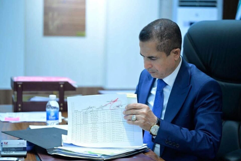 صورة من مقال: محافظ ذي قار يوجه باستكمال إجراءات التعاقد للفائزين بدرجات مفاضلة قضاء الناصرية بعد حسم الاعتراضات