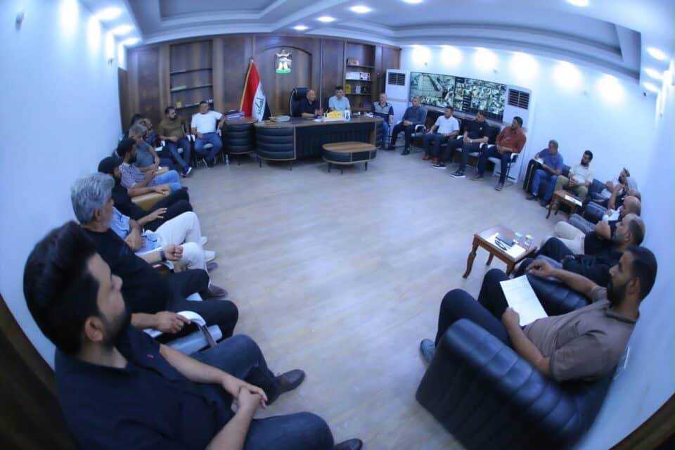 صورة من مقال: بلدية الناصرية تحشد 115 آلية و350 عاملا لتغطية محوري زيارة الأربعين