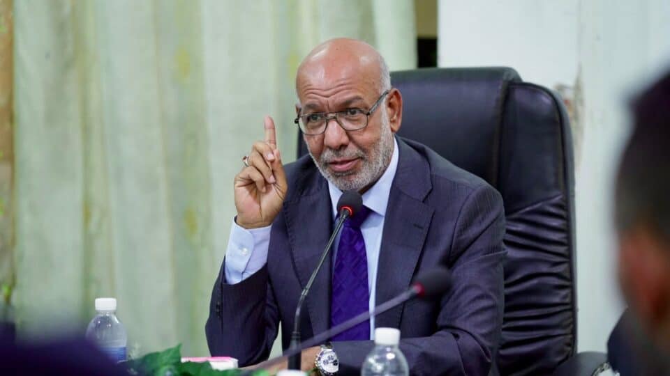 صورة من مقال: نائب محافظ ذي قار يحدد نهاية العام موعدا لإنجاز ملف تمليك العشوائيات في معظم الوحدات الإدارية