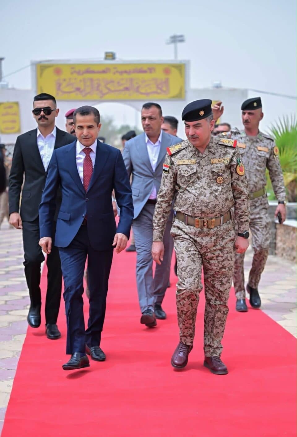 صورة من مقال: محافظ ذي قار يبحث مع عميد الكلية العسكرية الرابعة تعزيز بيئة التدريب وتطوير بنيتها التحتية