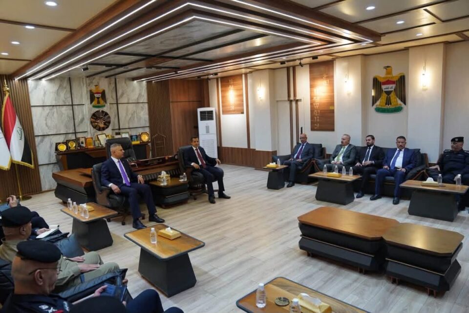 صورة من مقال: وكيل وزارة الداخلية الأقدم يبحث مع محافظ ذي قار ومجلس المحافظة تعزيز الملفين الأمني والخدمي