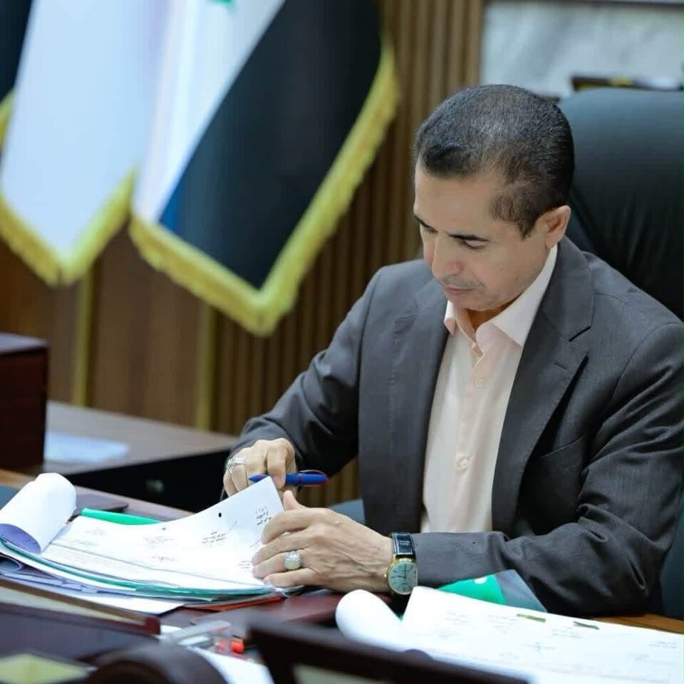صورة من مقال: محافظ ذي قار يصادق على نتائج تدقيق درجات المفاضلة لقضاء الناصرية لفئتي الإعدادية والمتوسطة