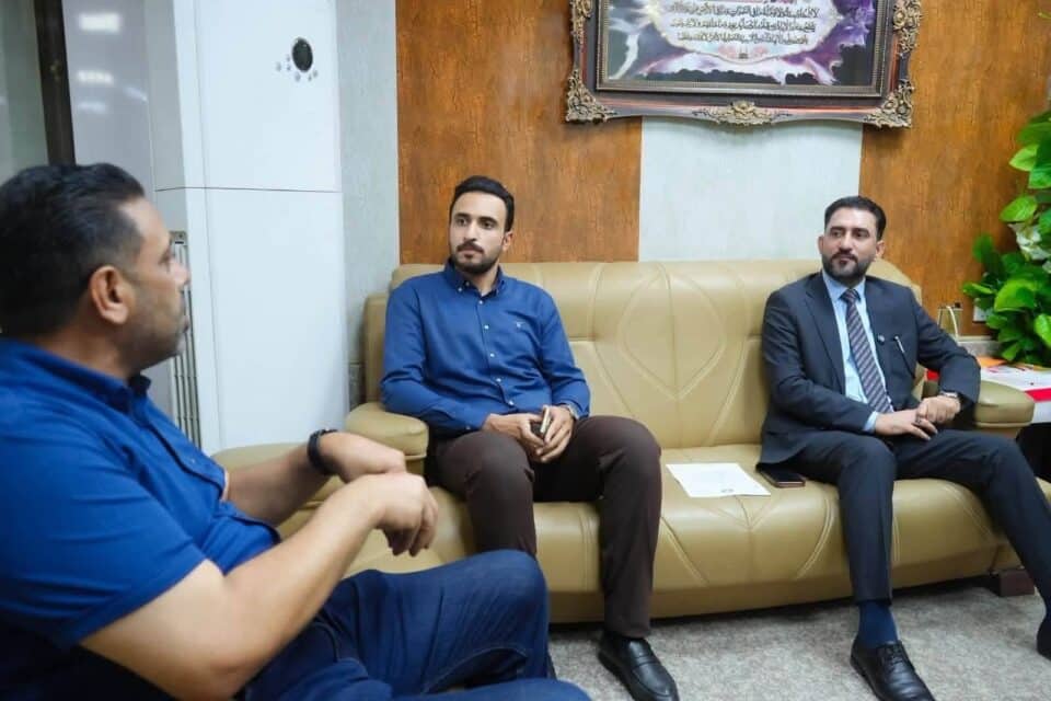 صورة من مقال: ذي قار تسعى لإنهاء معاناة المواطنين في اصدار بطاقات الماستر النخيل خارج المحافظة