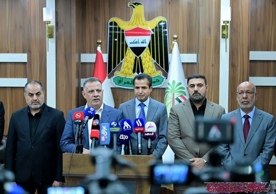 صورة من مقال: محافظ ذي قار ووزير الموارد المائية يتفقان على زيادة الإطلاقات المائية للمحافظة ب60 مترا مكعبا بالثانية