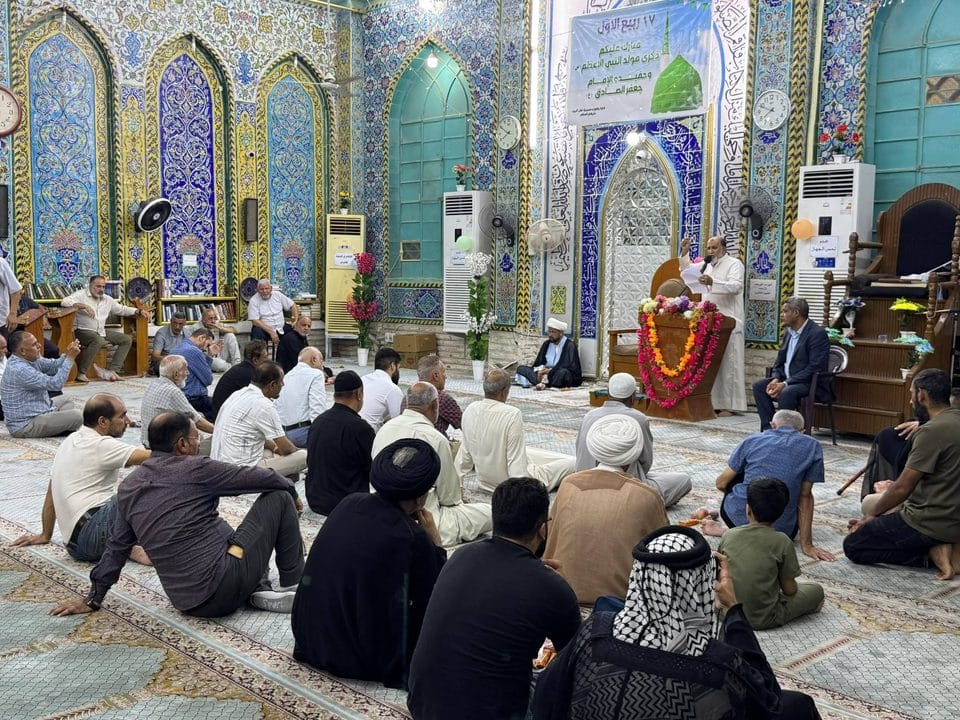 صورة من مقال: مسجد وحسينية أهل البيت في الناصرية يحتفل بذكرى مولد النبي (ص)