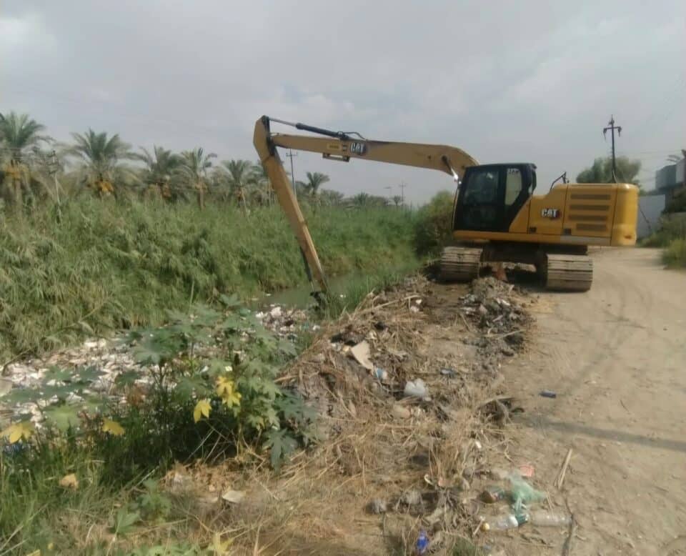 صورة من مقال: وزارة الموارد المائية تباشر تطهير جدول شط الكسر في ناحية أور خدمة للأراضي الزراعية