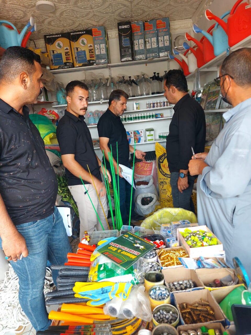 صورة من مقال: زراعة ذي قار تطلق جولات رقابية للتحقق من صلاحية المبيدات وضبط المحظور منها