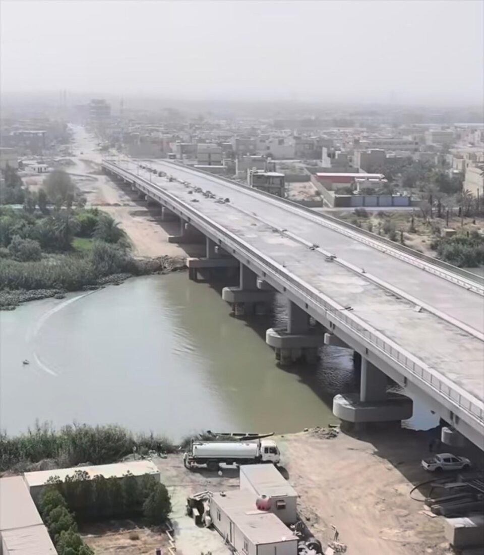 صورة من مقال: جسر شمال الناصرية يقترب من الإنجاز ويعزز شبكة الطرق في ذي قار